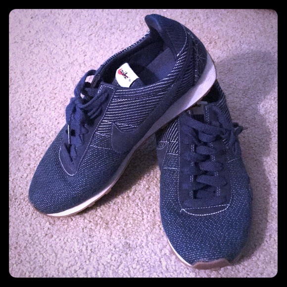 Nike Shoes - Vintage denim Nike’s Nike Shoes - Vintage denim Nike’s
